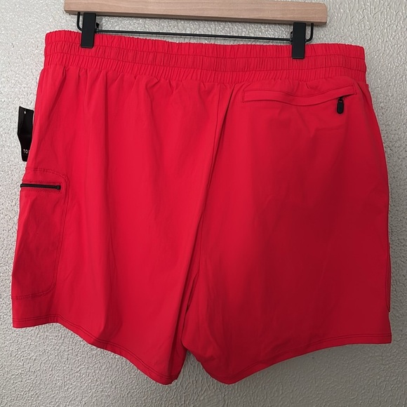 Women’s Torrid Happy Camper Ripstop Active Cargo Short With Zip 1X 14/16 Red - Picture 6 of 10